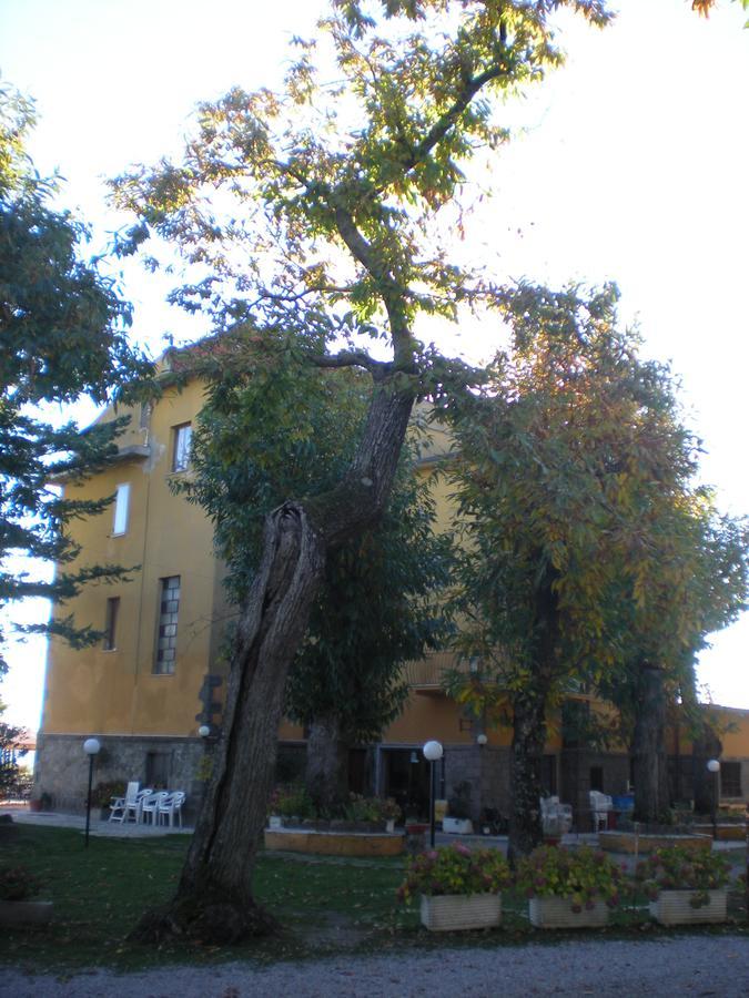 Albergo Ristorante Ragno D'Oro Пьянкастаньяйо Экстерьер фото
