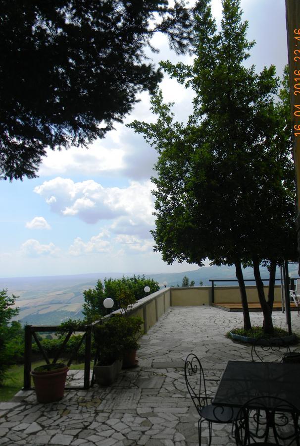 Albergo Ristorante Ragno D'Oro Пьянкастаньяйо Экстерьер фото